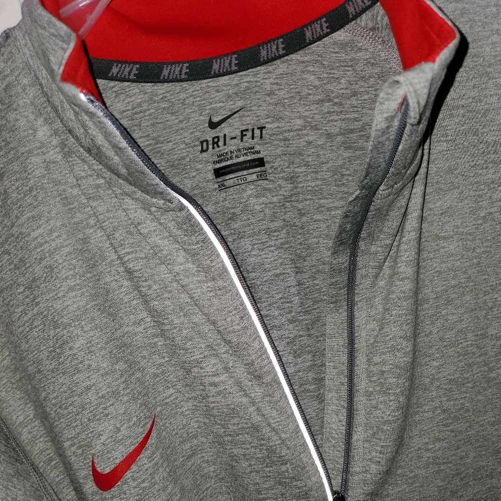 NIKE dri fit pullover Size XXL